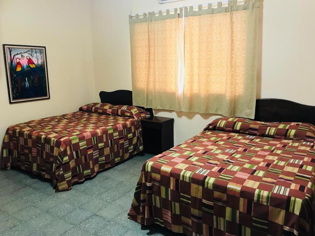 Hotel El Reformador Puerto Barrios Eksteriør bilde